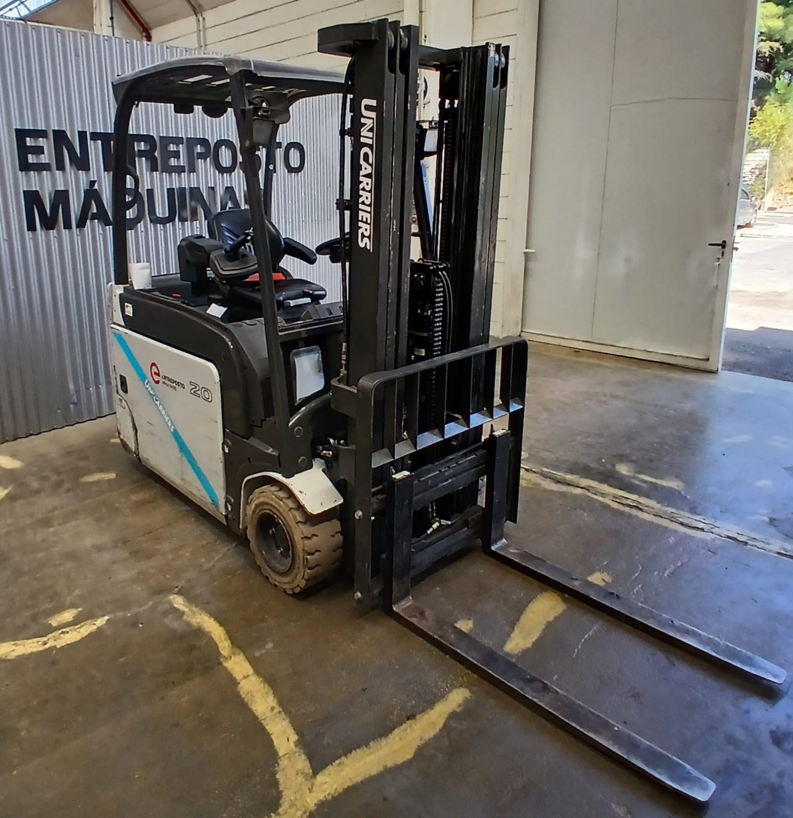 Empilhadores eléctricos – Unicarriers TX3-20L