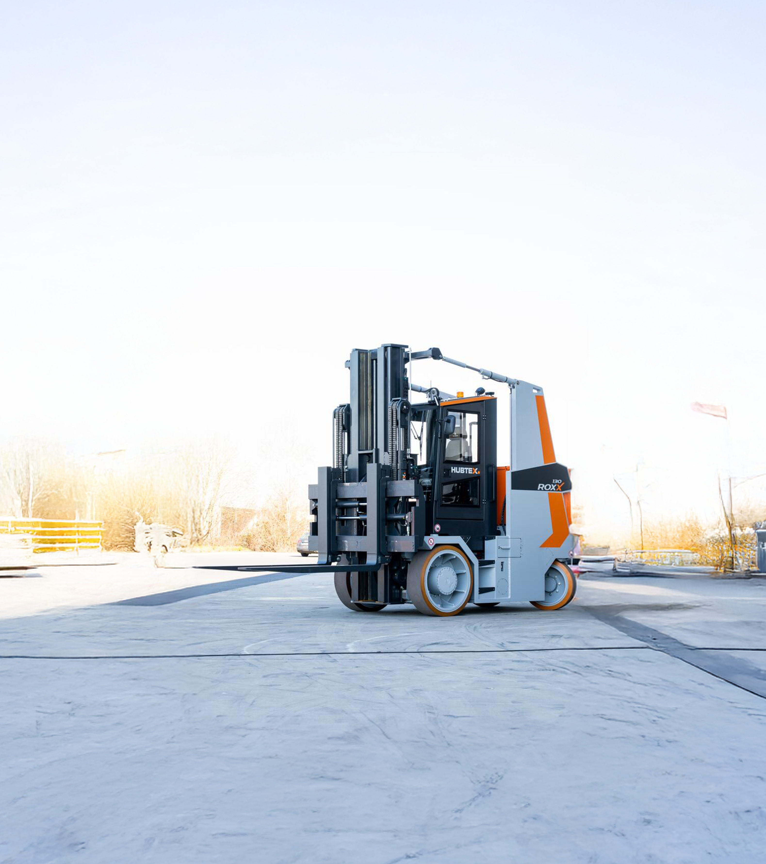 Empilhadores Elétricos Compactos Heavy Duty