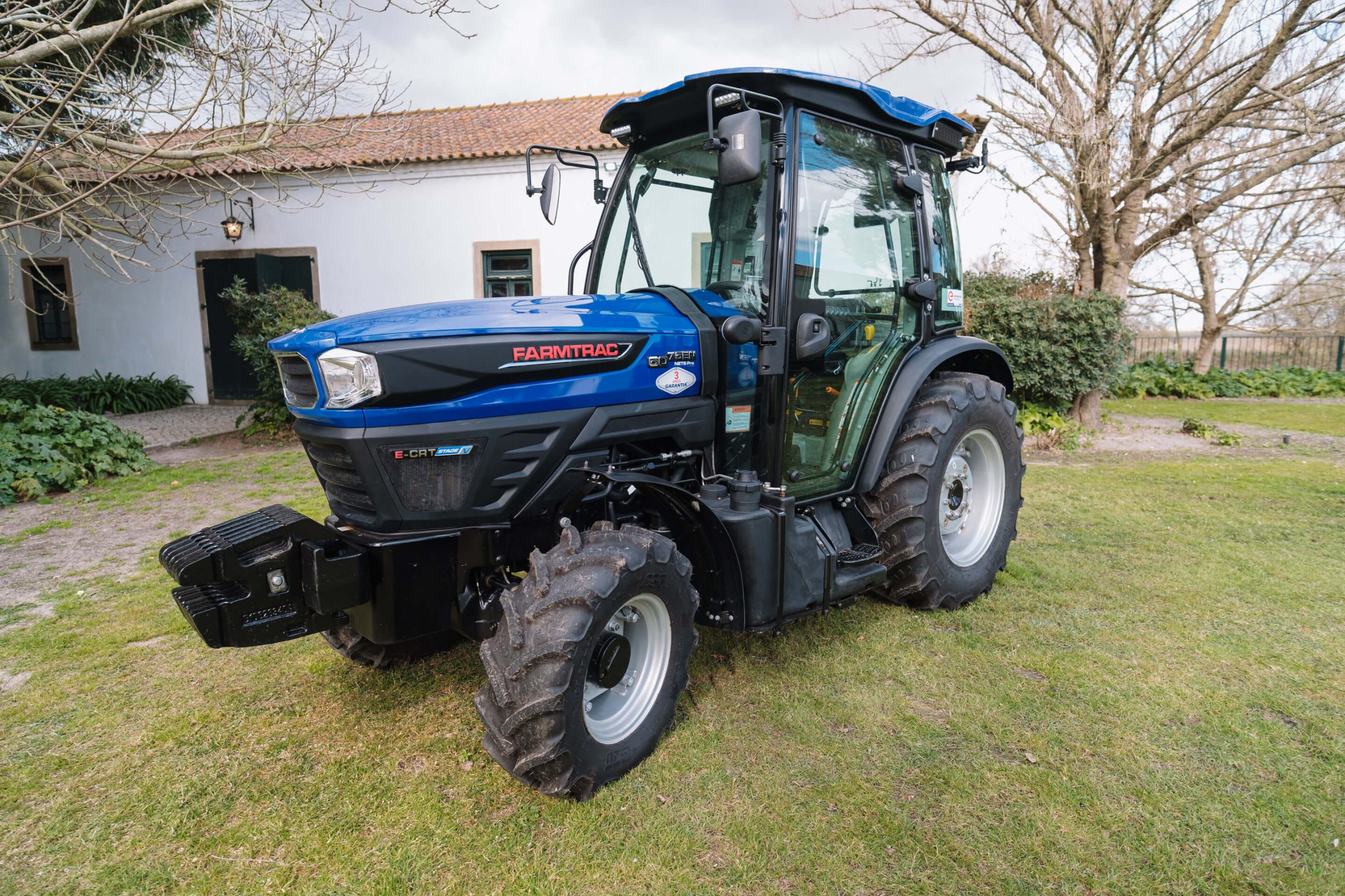 Trator Farmtrac – FT 6075 EN 4WD ROPS / CAB