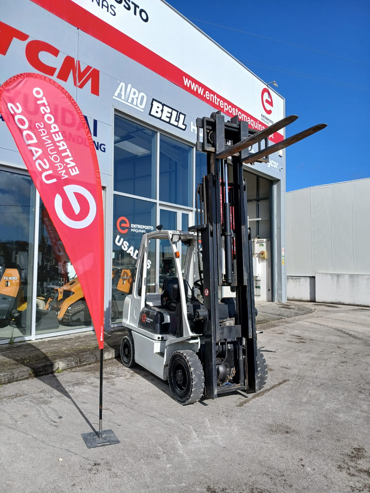 Empilhadores Diesel – Unicarriers DX-25