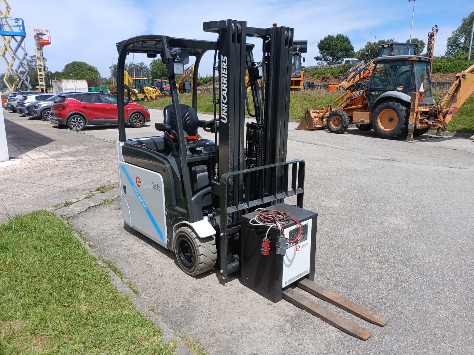 Empilhadores eléctricos – Unicarriers TX3-18
