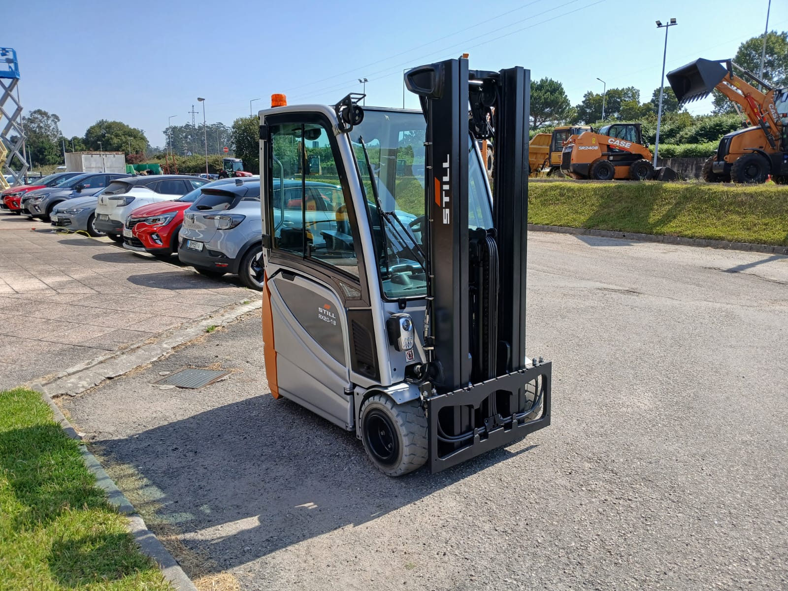 Empilhadores eléctricos – Still RX20-18 CAB