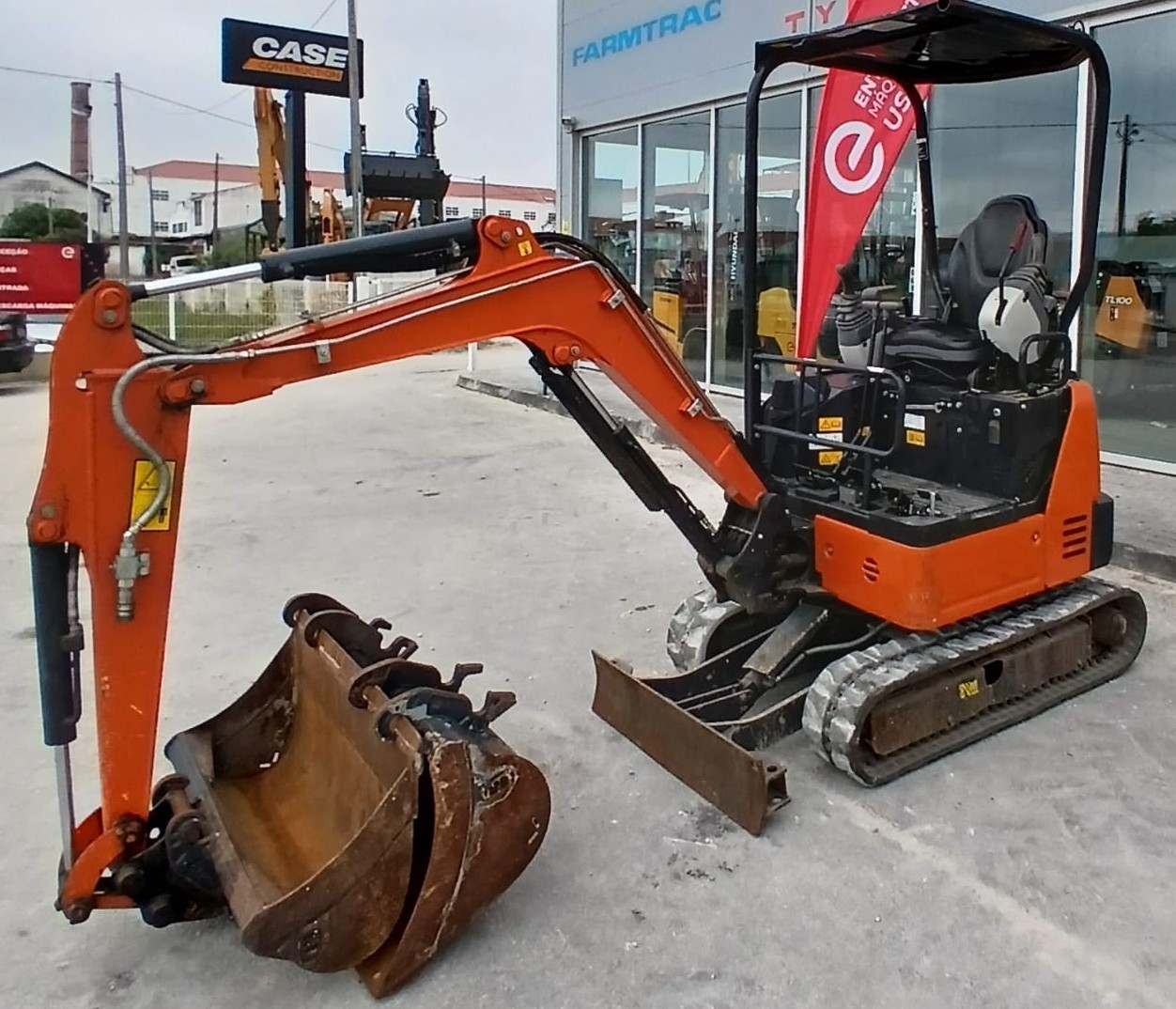 Mini Escavadora HITACHI ZX19U-6 CANOPY (…501)