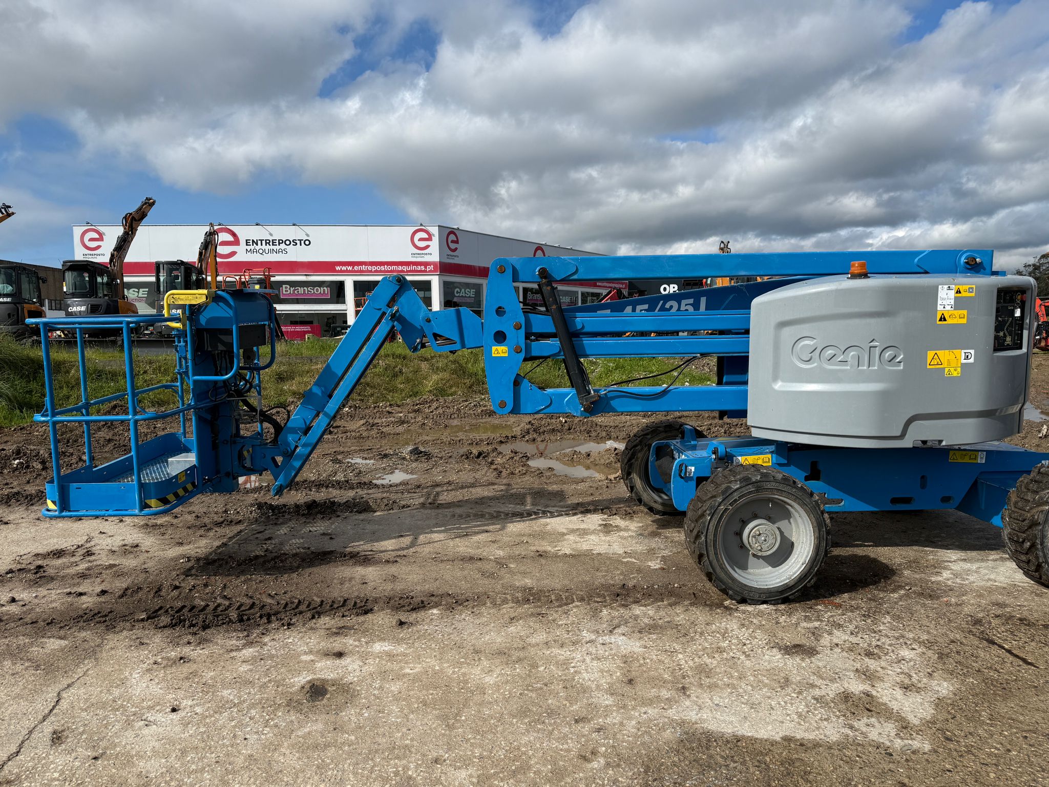 Plataforma Articulada – GENIE (…597)