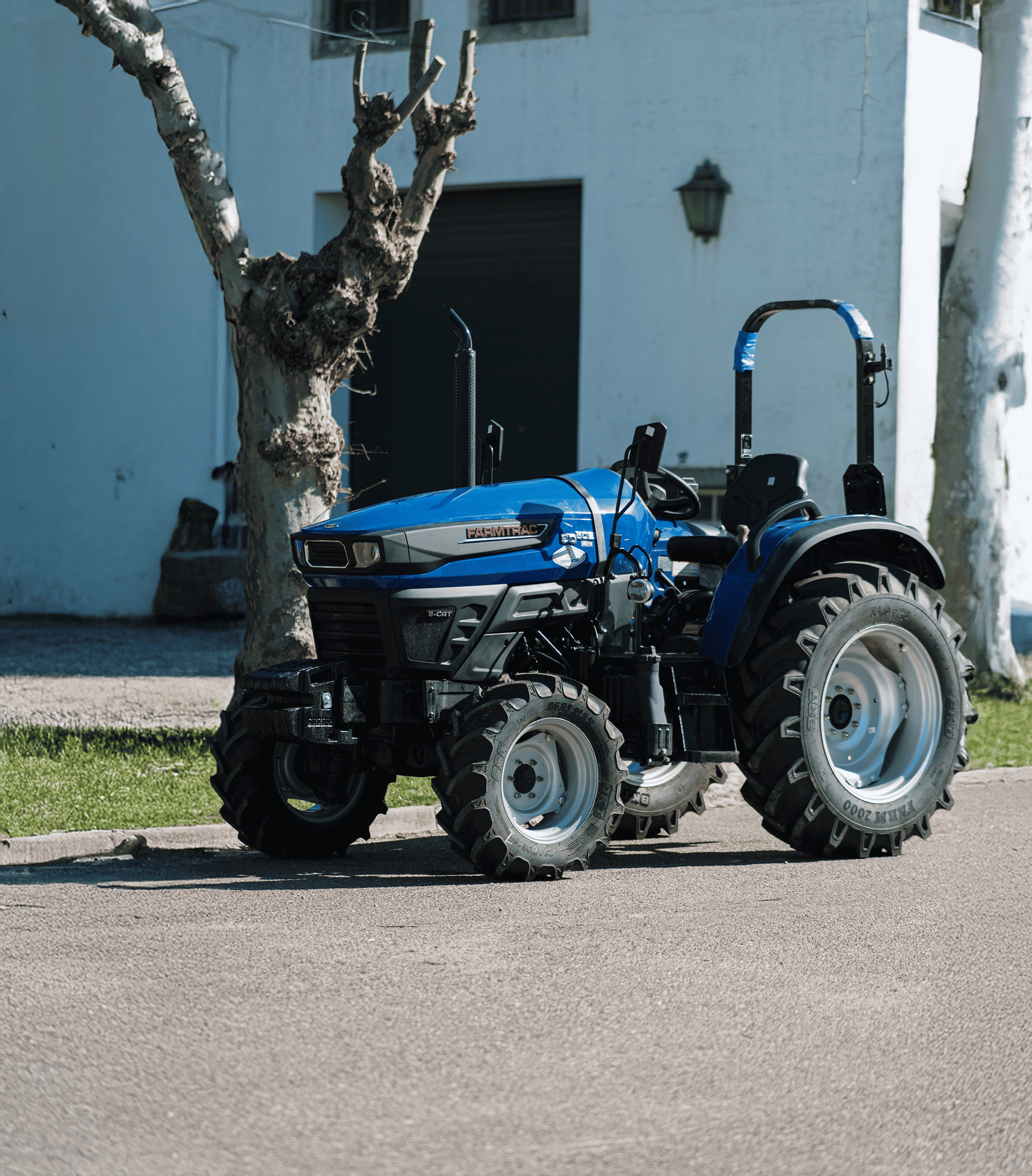 FT 6075 E (ROPS/CAB)